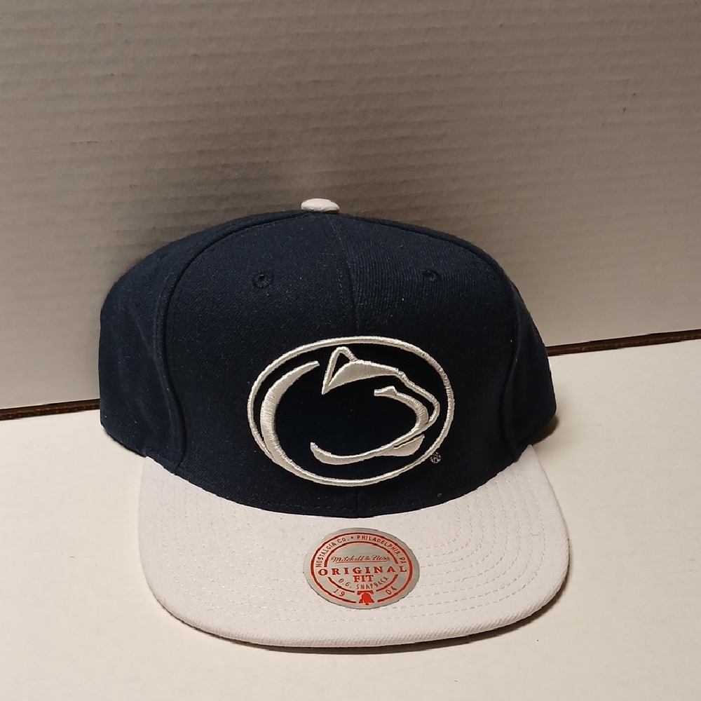 Nostalgia NCAA Team II Penn State Snapback Navy White Cap NWT
